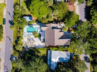 114 W Huron - Sand Castle - Saltwater Pool - Heated upon request - 2