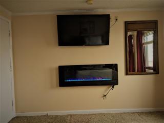 Stroll to Slopes, Village Area, Ski in-out MtLodge 333 - Snowshoe - 7