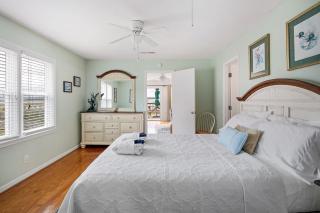 1512 Forest Ave - Deep Water Dock - Endless Sunsets - 5
