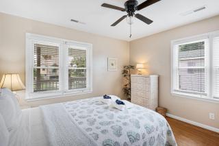 1512 Forest Ave - Deep Water Dock - Endless Sunsets - 2