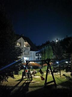Pensiunea Almas - Piatra Neamţ - 4