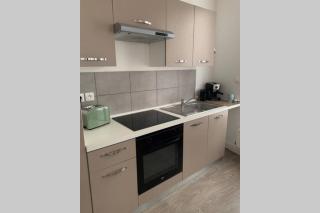 DOM PERIGNON, magnifique appartement au coeur du centre ville d'epernay - 1