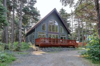 Hanging Glacier Chalet - Girdwood - 3