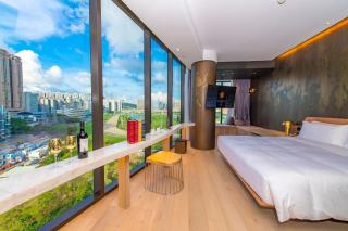 YOHO Hollywood Roosevelt Hotel - 1