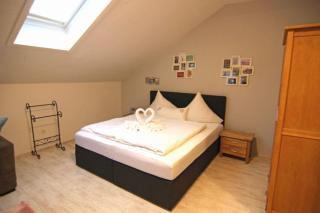 Kapitaenshaus-Lassen-Zimmer-Miss-Marple - 2