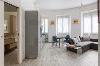 Spacious Retreat Steps from Lambrate Metro- Via Pacini - Milano - 3