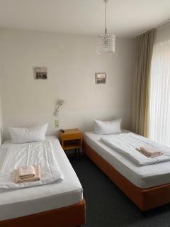 Hotel Seehaus - Horn-Bad Meinberg - 5