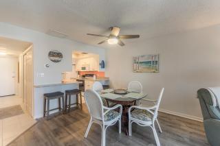 2b/1.5b - Intercoastal Views - Madeira Norte #505 - St Pete Beach - 4