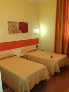 Hotel Cristal Eboli - 3