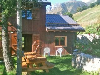 Chalet with balcony in the French Alps - Celliers - 3