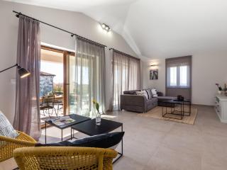 Gorgeous villa with pool and terrace - Lakošelci - 6