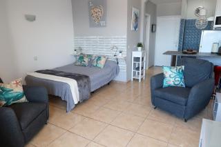 Ocean View Deluxe Studio - 1