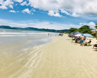 Porto Belo -Amplo e confortável Free Wi-Fi - 8