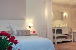 Au Coeur Des Hôtes - 2