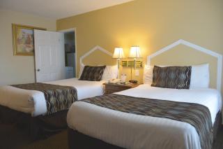 Oasis Inn and Suites - Santa Barbara - 2