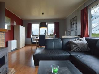 Elegant Chalet in Malmedy with Private Garden - Malmedy - 2
