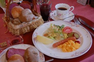 Petit Hotel and Restaurant Air Mail - Hakuba - 1