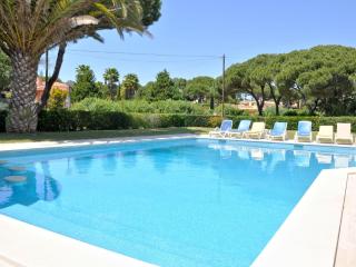 Spacious Villa in Vilamoura with Barbecue - Vilamoura - 9