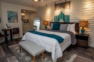Hotel California - Palm Springs - 7