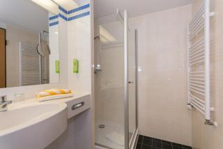 Dorint Seehotel Binz-Therme - Binz - 9