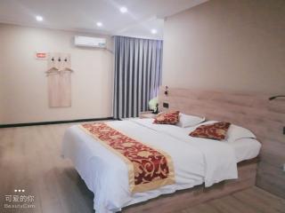 GreenTree Inn ShanDong ZaoZhuang TengZhou FuQian Road LongQuan Square Business Hotel - Tengzhou - 6