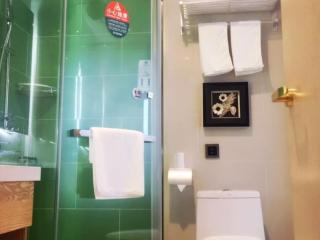 GreenTree Inn Gannan Hezuo Pedestrian Street Express Hotel - Hezuo - 5