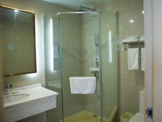 Greentree Inn Bozhou Lixin District Huishang Market Business Hotel - Lixin - 3