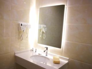 GreenTree Inn Beijing Tongzhou Universal Studios Express Hotel - 2