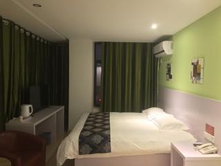 Shell Jinan Gaoxin District Shunhua Road Qilu Software Park Hotel - Jinan - 1