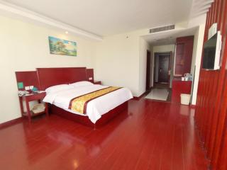 GreenTree Inn Jiangsu Suzhou Taicang Liuhe Passenger Station Express Hotel - 8