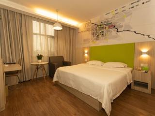 Vatica Bozhou City Railway Station Hotel - Bozhou - 4
