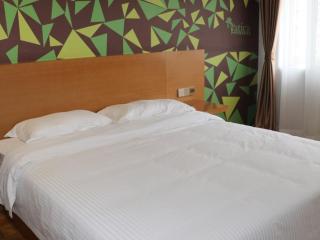 Vatica Hefei West Anqing Nongda East Gate Hotel - Hefei - 2