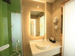 GreenTree Inn Anqing City Yixiu Government District University City Express Hotel - Anqing - 4