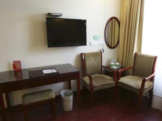 GreenTree Inn Jiangsu Zhenjiang Yidu Building Materials city Express Hotel - Zhenjiang - 7