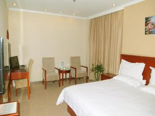 GreenTree Inn Jining Wenshang Baoxiang Temple Express Hotel - Wenshang - 4