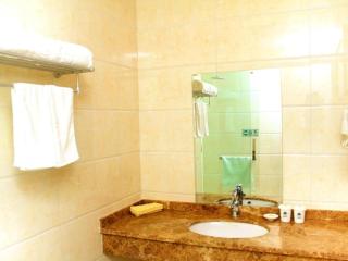 GreenTree Inn Shangdong Province Linxi Yitang Town Shuangling Road Express Hotel - 4