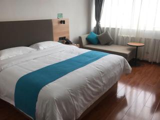 GreenTree Inn Dezhou Decheng District Hubinzhong Avenue Select Hotel - Dezhou - 1