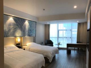 GreenTree Eastern Huai'an Railway Station Mandu Plaza Hotel - 1