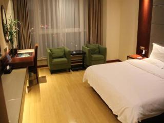 GreenTree Inn Jiangsu Nantong Tongzhou Shiji Avenue Jianghaihuangdu Express Hotel - 4