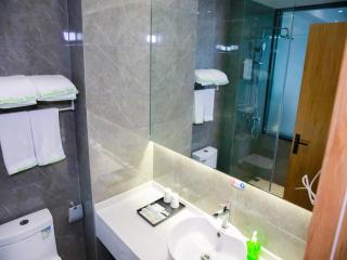 GreenTree Inn Ankang Chengpeng Mechatronics CityBusiness Hotel - 4