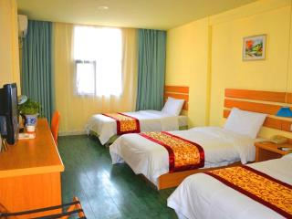 Shell Xinyu City Railway Station Plaza Hotel - 4
