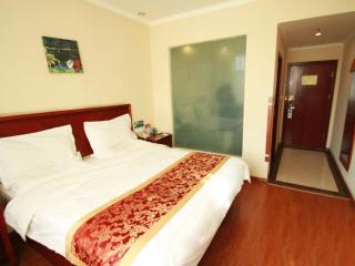 GreenTree Inn Datong West Xiangyang Street Express Hotel - 8