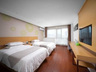 GreenTree Inn Yancheng National Fitness Center Express Hotel - Yancheng - 4