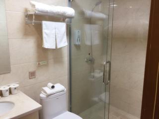 GreenTree Inn Nanjing Jiangning District Jiulong Lake Subway Station Express Hotel - 4