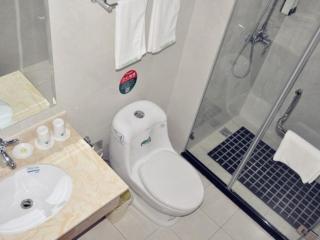 GreenTree Inn XuZhou Benteng Avenue Express Hotel - 2