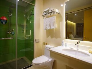 GreenTree Inn Xingtai Renze District People Street Business Hotel - 9