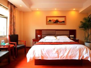 GreenTree Inn JiangXi JiuJiang Railway Station Front HongXiang Business Hotel - Jiujiang - 8