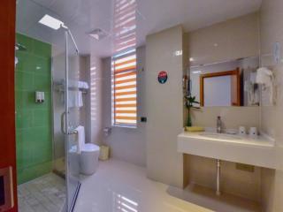 GreenTree Inn Huanggang Qichun County Ouyada Square Express Hotel - Qichun - 1