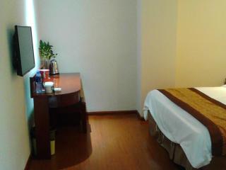 GreenTree Inn AnHui LuAn HuoQiu JianXing Road Express Hotel - Qinglongmen - 6