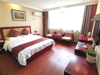 GreenTree Inn JiangSu WuXi BaShi HuaXiaQingCheng XiGang Road Shell Hotel - 4
